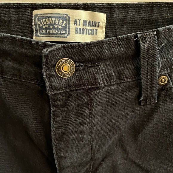 LEVI’S~ BLACK~BOOTCUT JEANS~6 - Picture 2 of 8